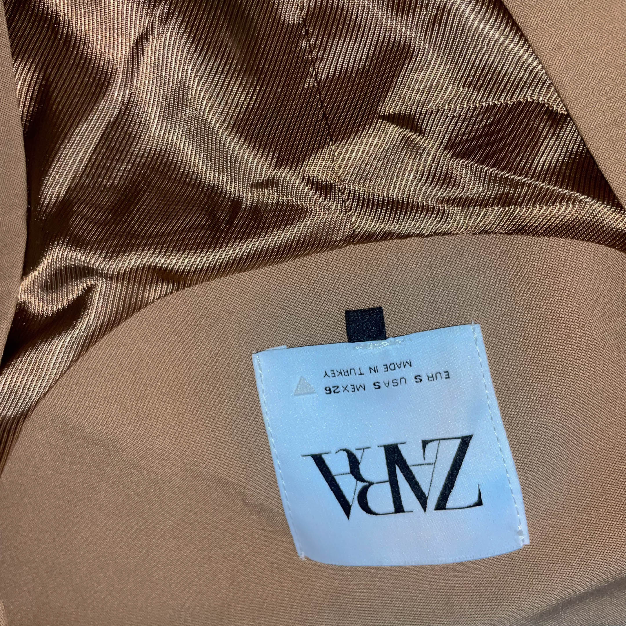 Men's Zara made in Turkey cream blazers waist coat in S| L 21 W 15| SKU 3692