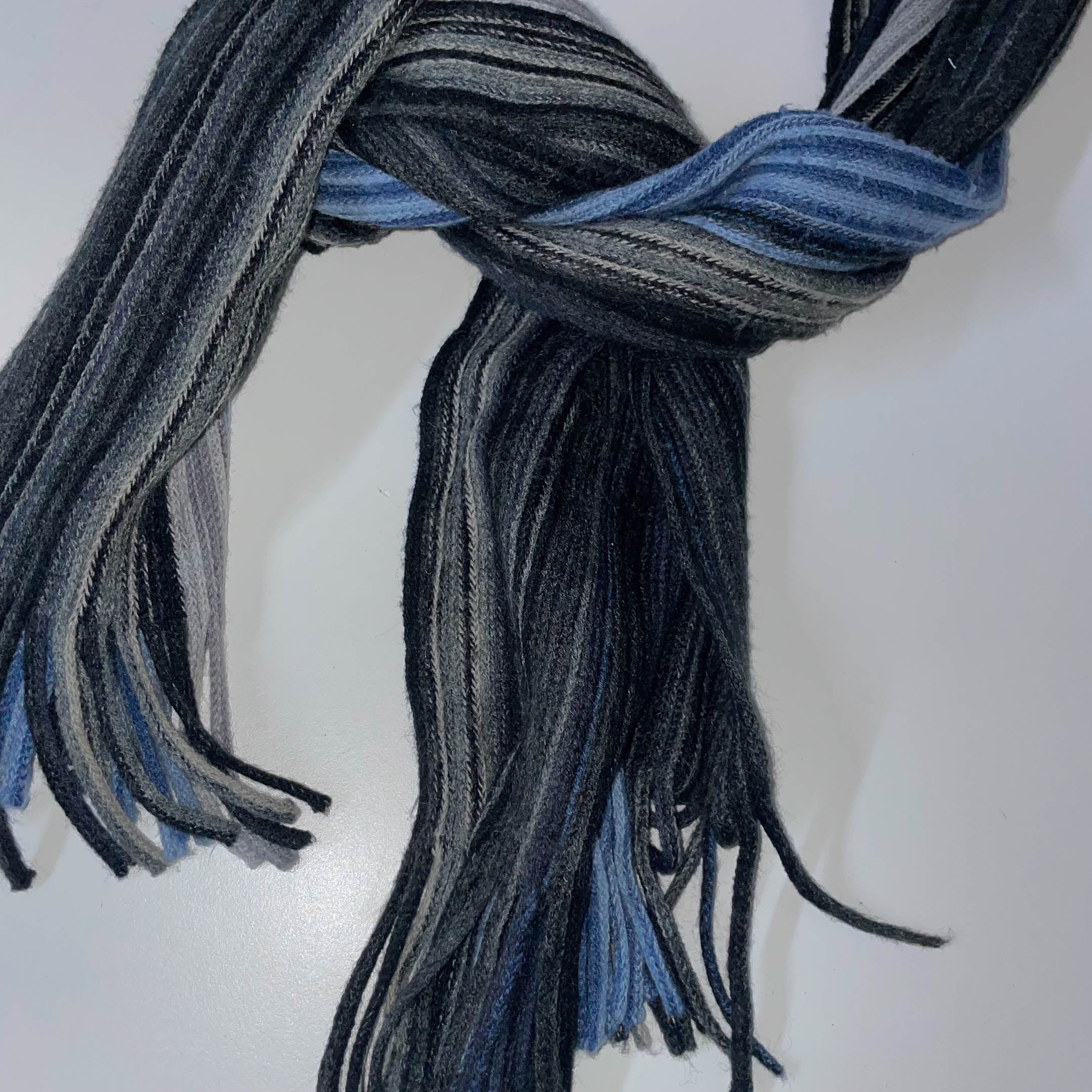 Vintage Michealis multicolor wool winter scarf| L 35 W 12 |BLUE&GREY|SKU 3703