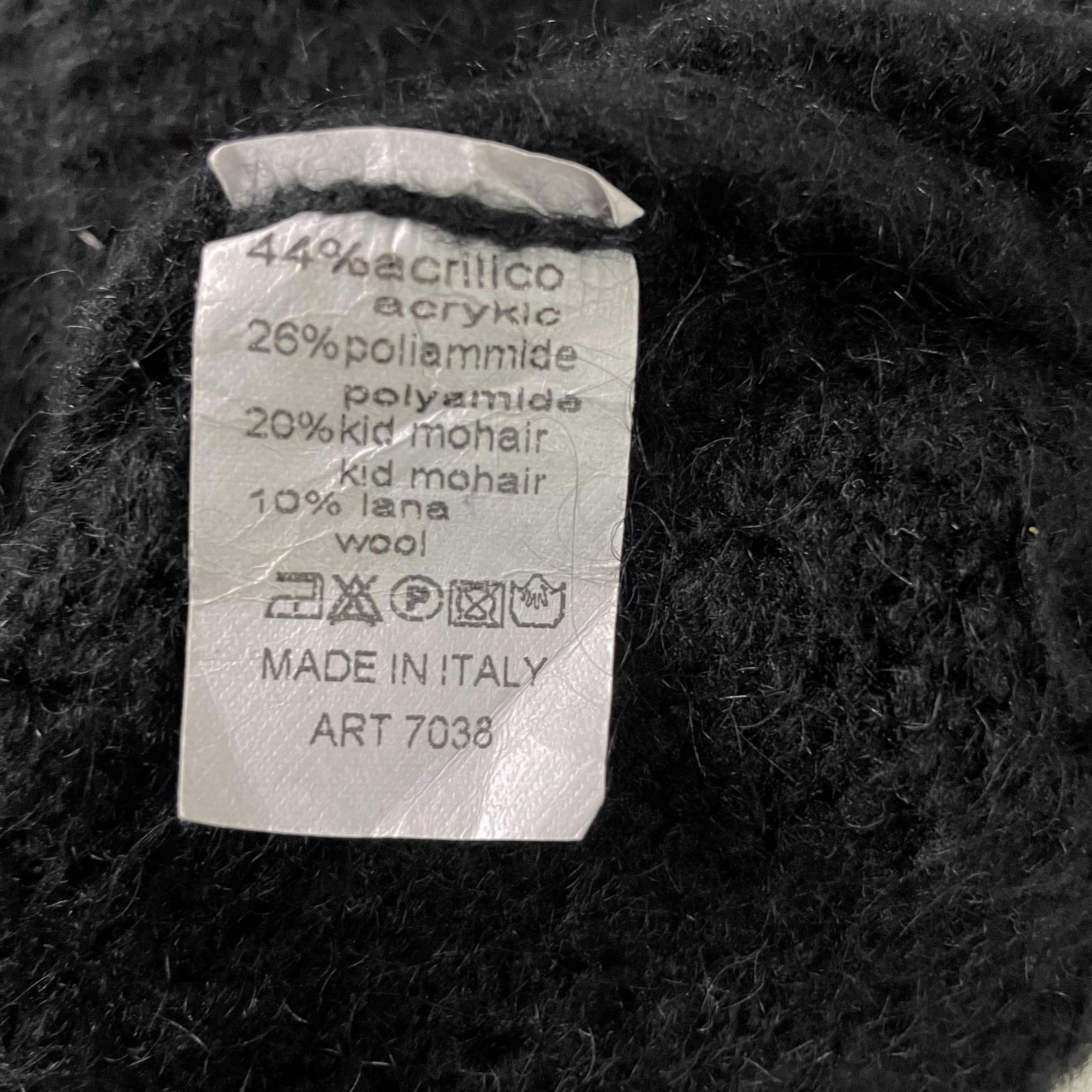 Vintage Made in Italy women's knitted V-neck button up black sweater in M| 3694