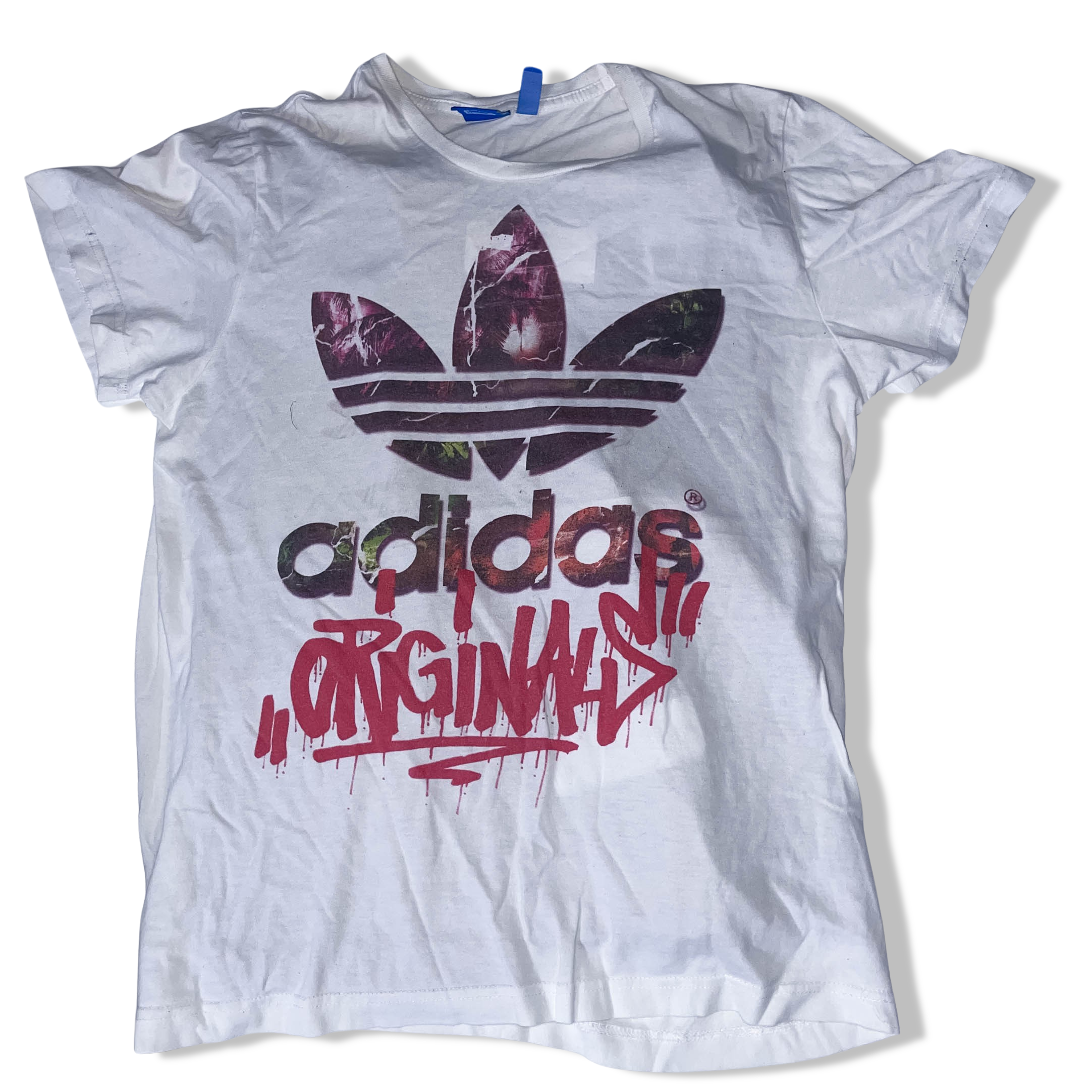 Vintage White Adidas Originals graphics medium short sleeve tees