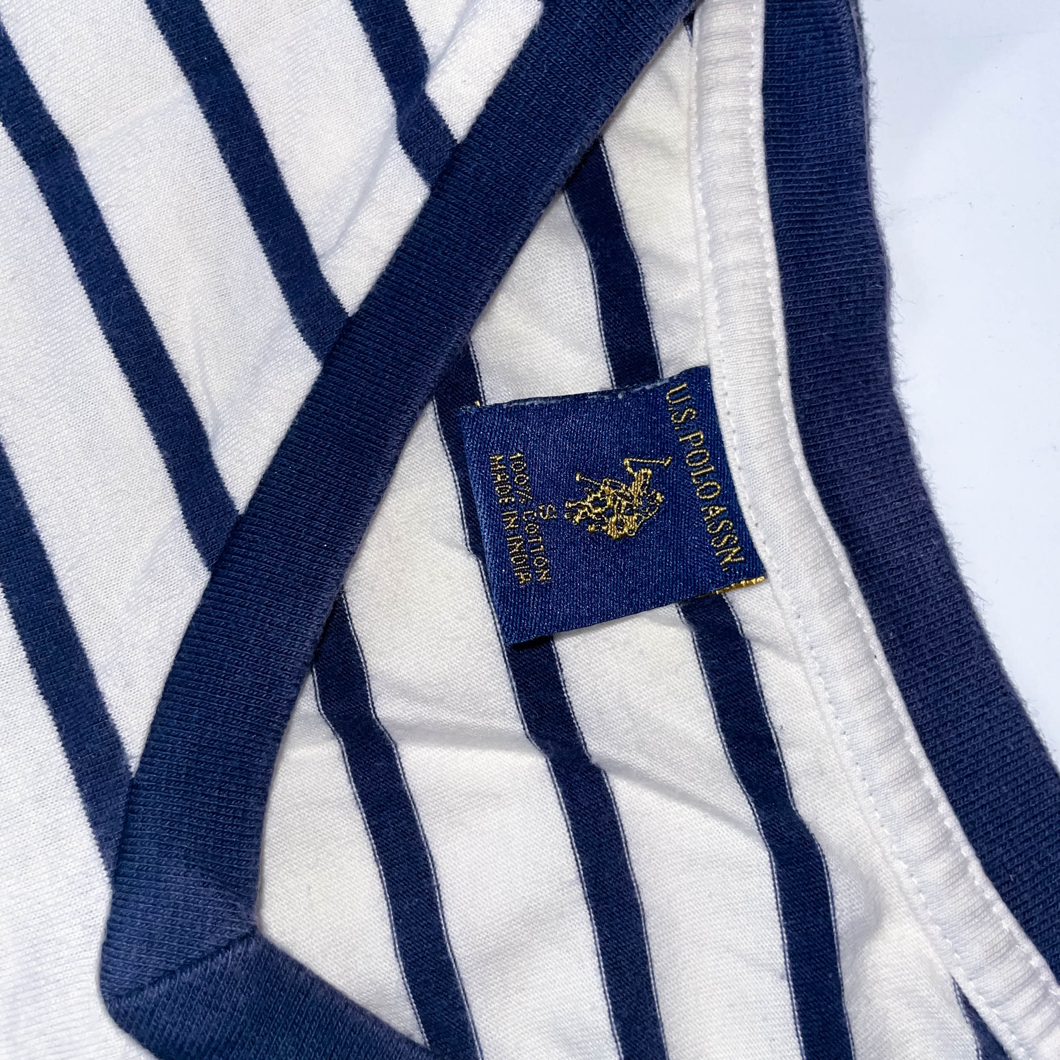 Vintage US. Polo. ASSN. white and blue multi stripe small vneck tees