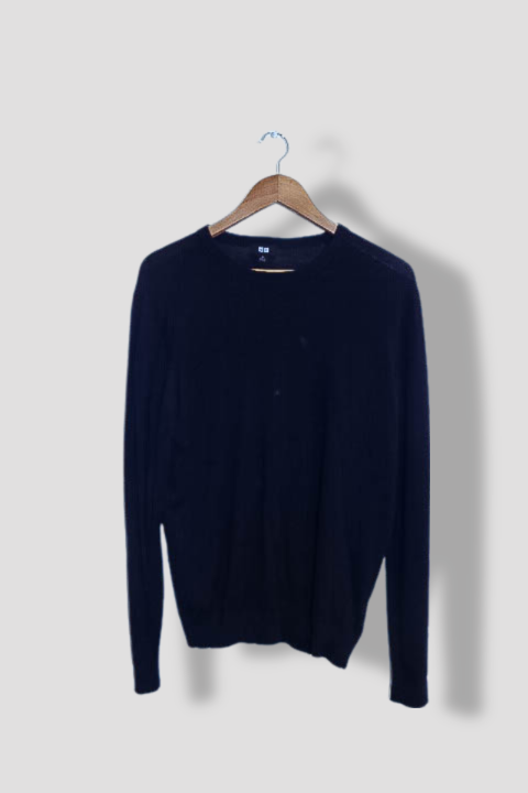 Vintage Uniqlo mens medium long sleeve black knitted sweatshirt