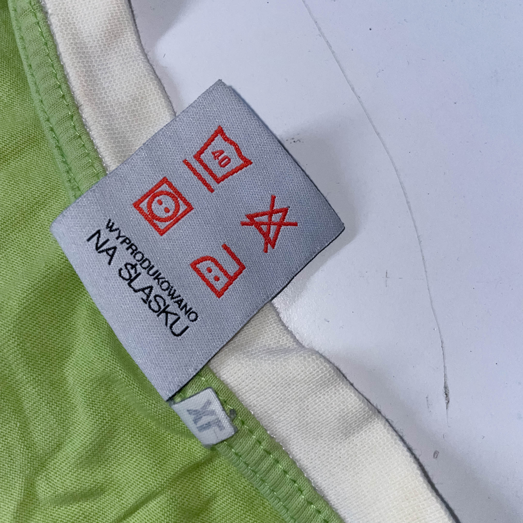 Vintage Lemon green Maxflopl graphics XL colourblock roundneck tees