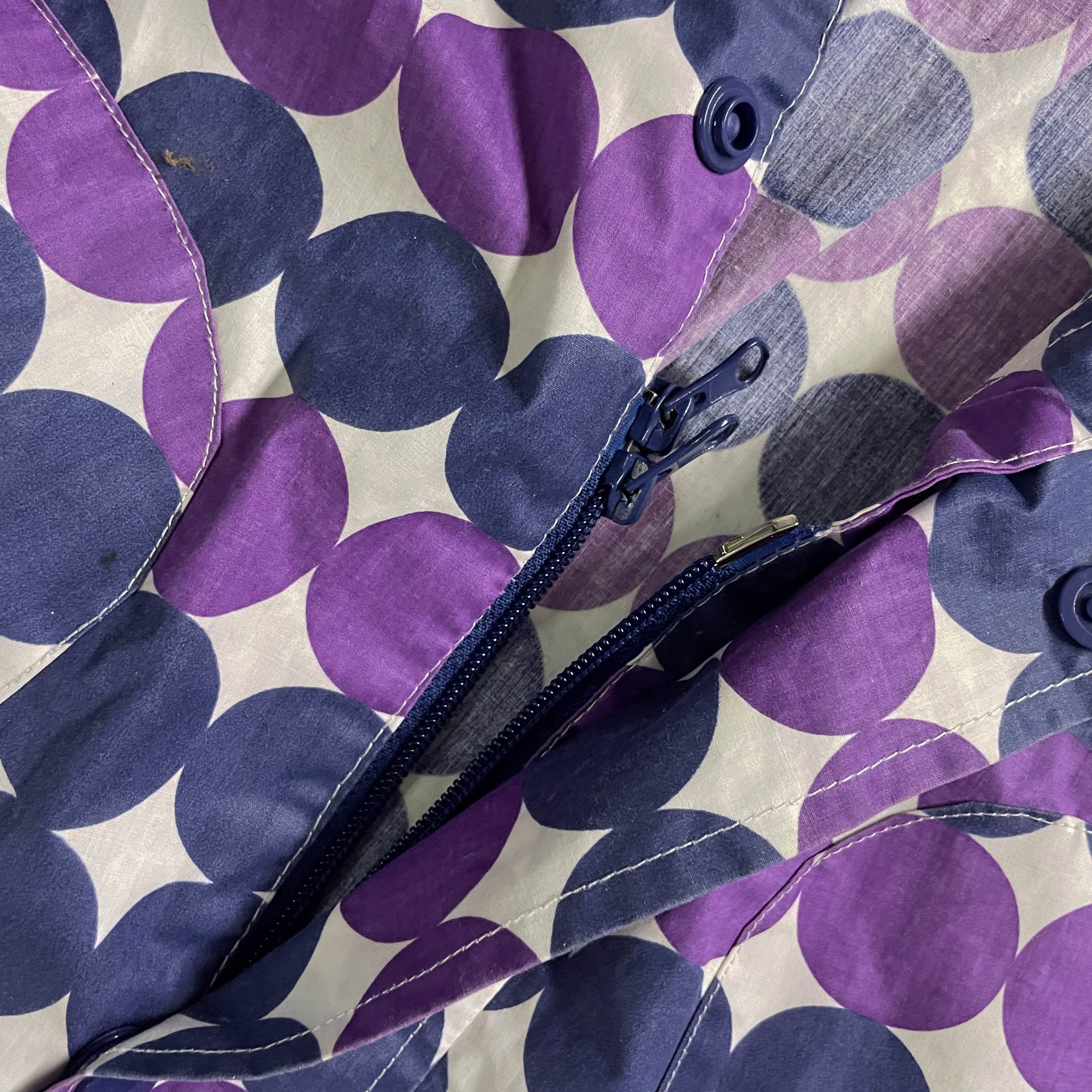 Vintage Women's Pieces Polka Dot Print Purple Hooded Rain Coat IN S/M