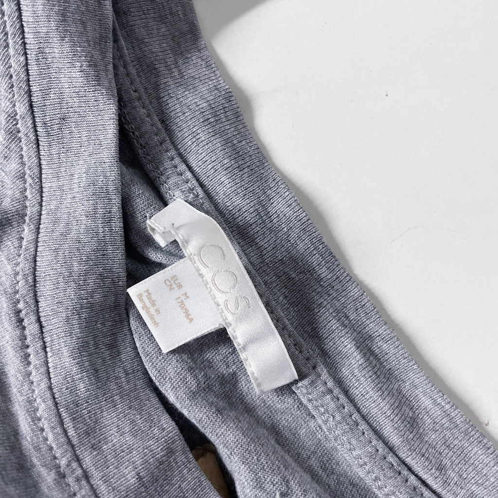 Vintage COS grey medium mens short sleeve tees
