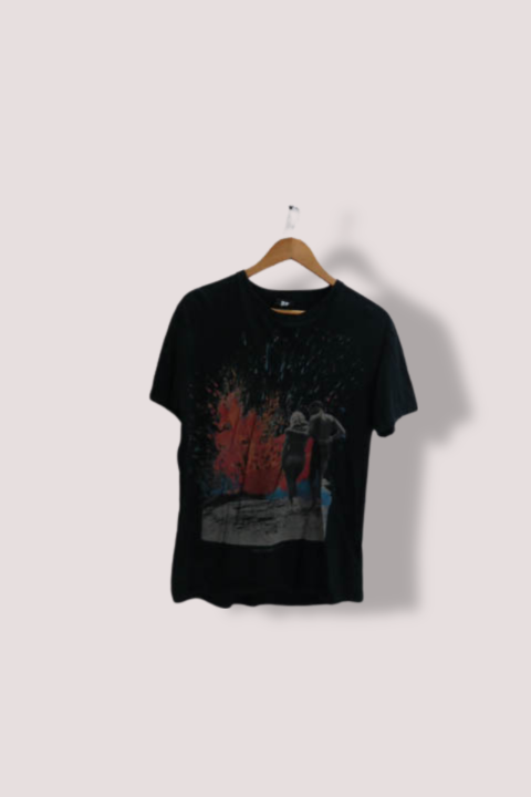 Vintage mens black graphics small short sleeve tshirt