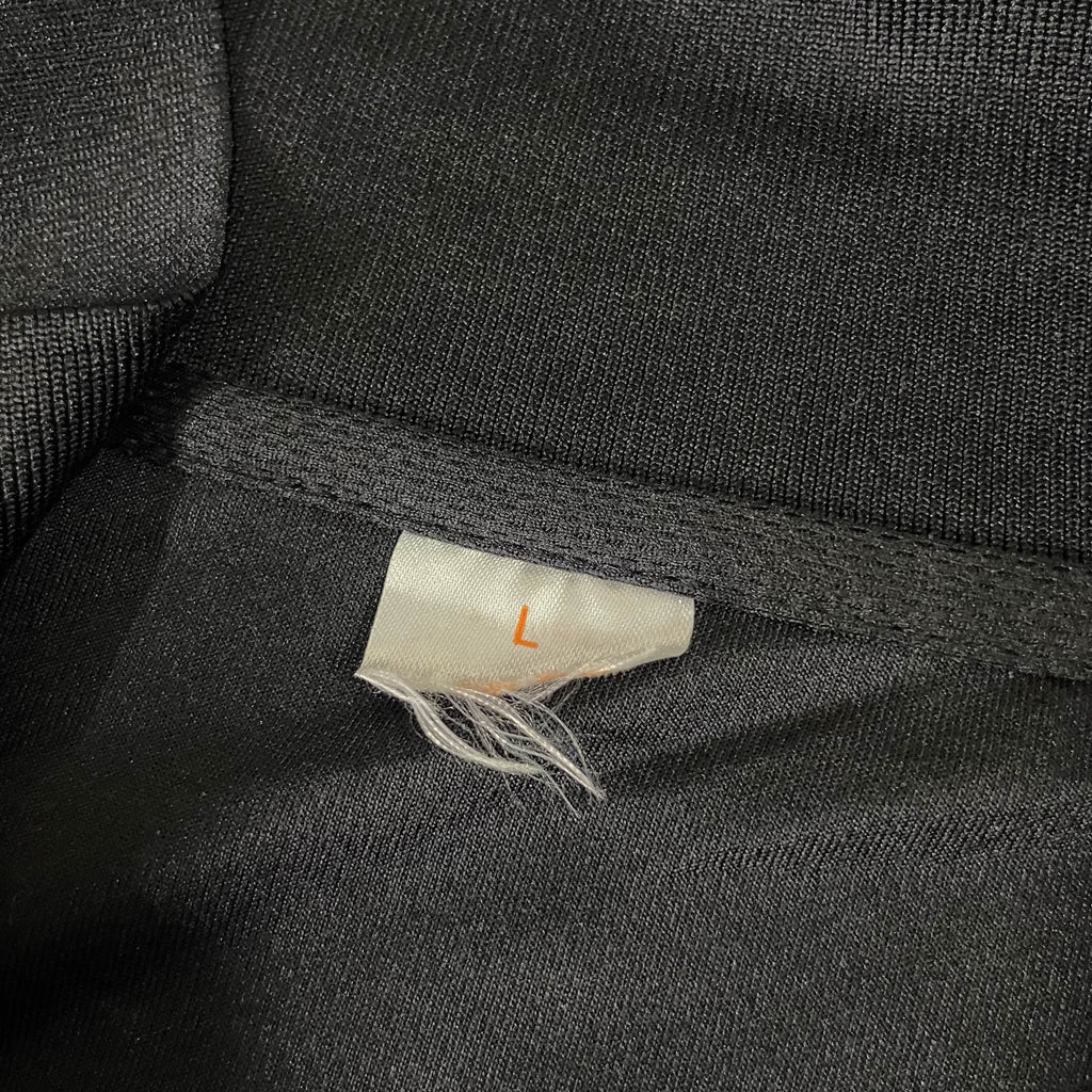 Vintage mens black regular fit polo shirt with sun flower crest at the back in L