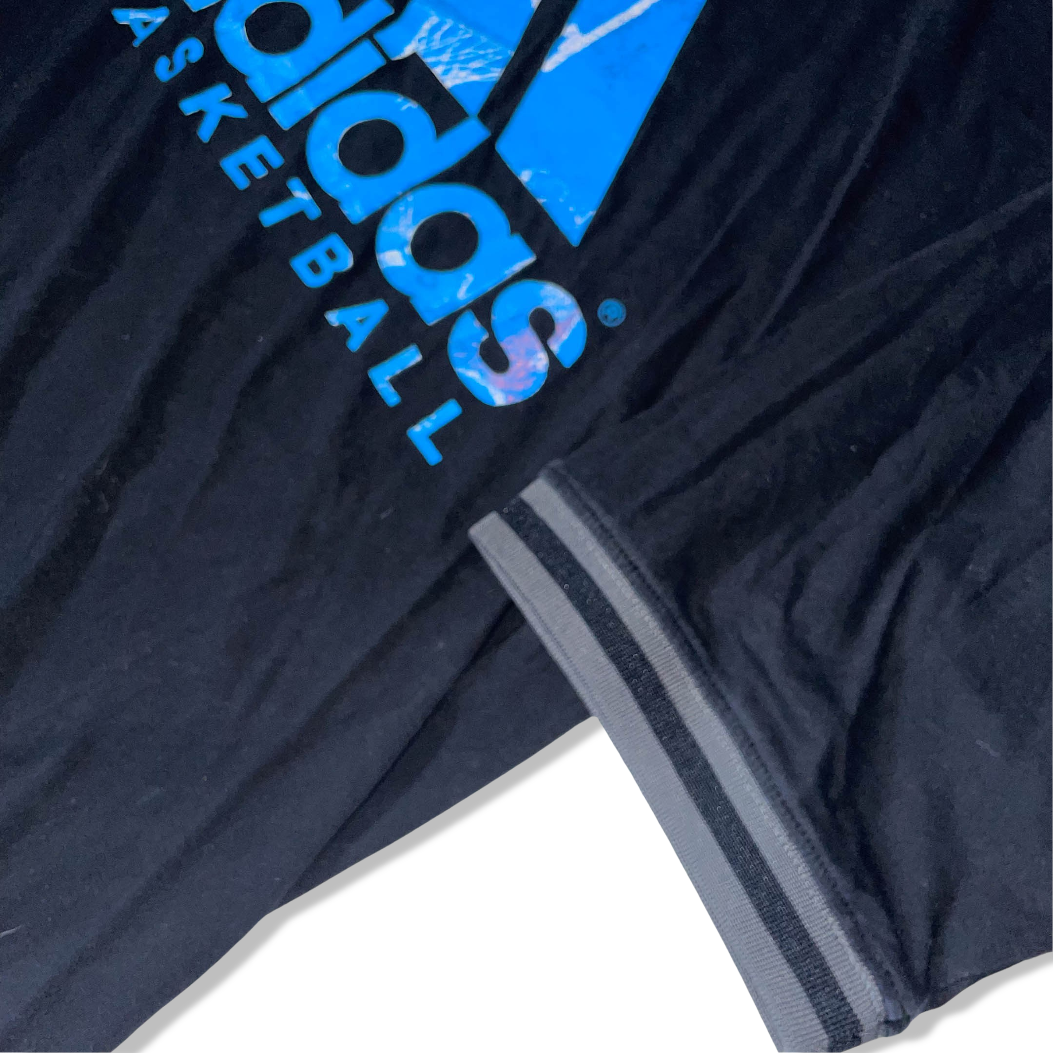 Vintage Black Adidas Basketball big logo mens crew neck medium short sleeve tees