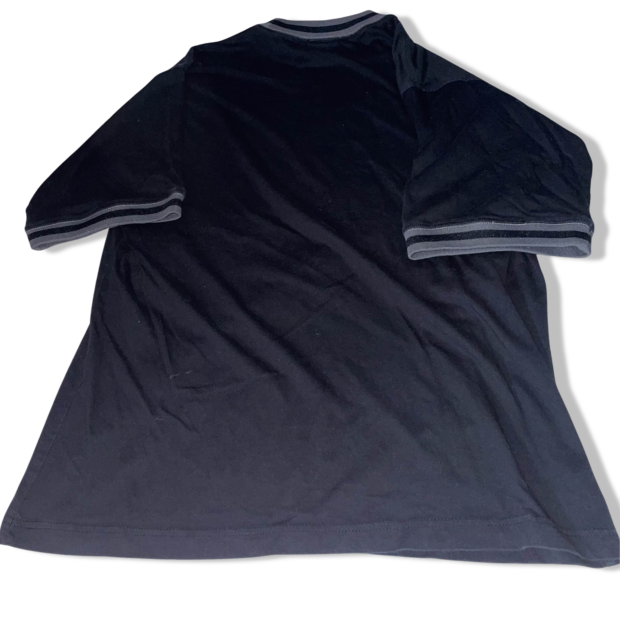 Vintage Black Adidas Basketball big logo mens crew neck medium short sleeve tees