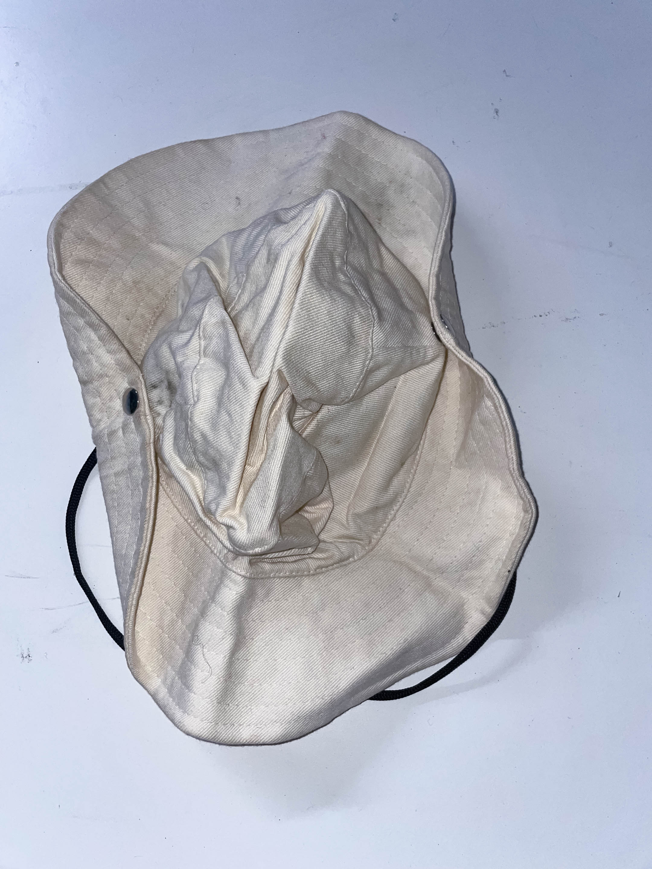 Vintage cream summer outdoor bucket hat with rope