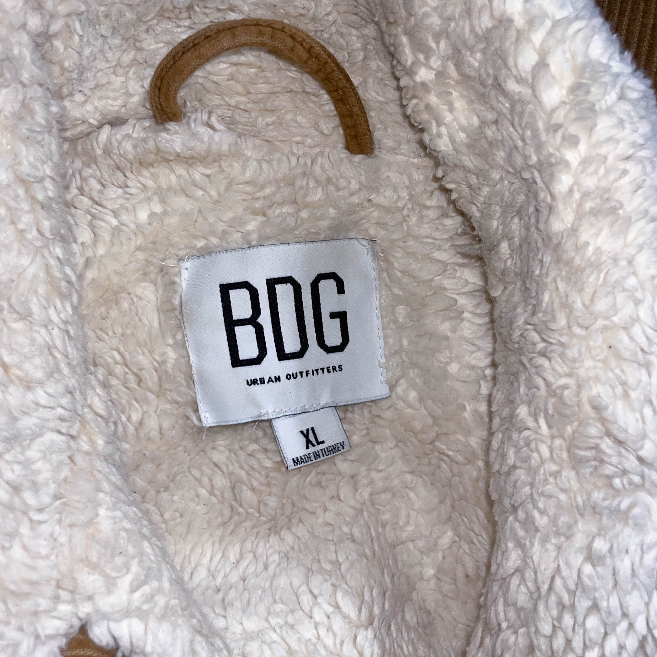 Vintage BDG Urban Outfitter Men's brown thickened corduroy jacket XL