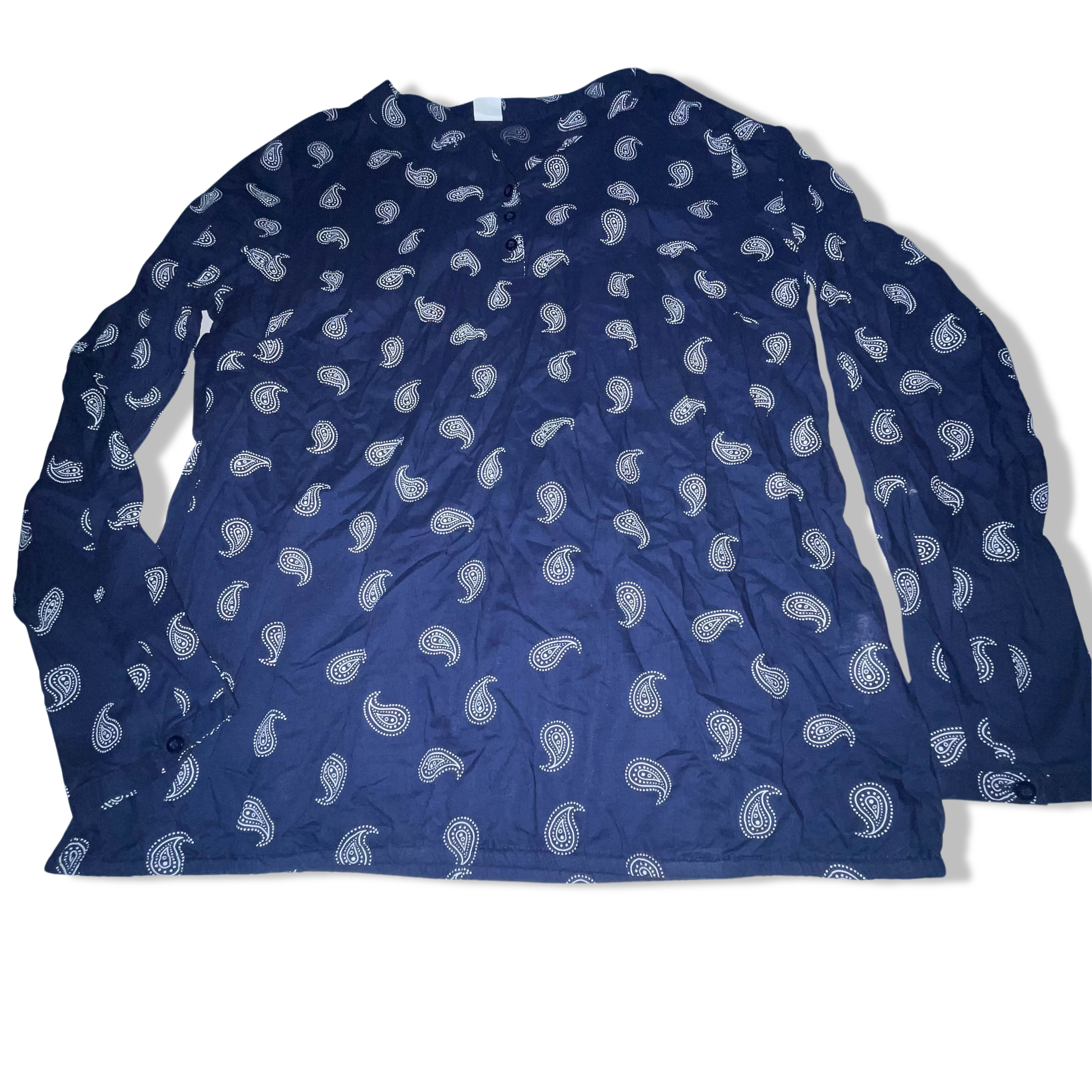 Vintage blue paisley ornament print pattern three button up top