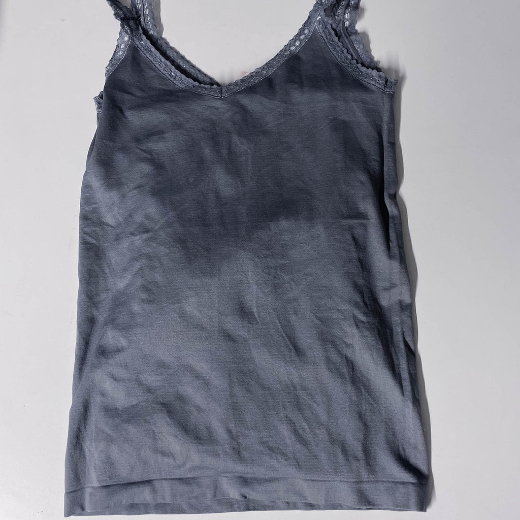 Vintage Nouvelle Seamless lace trim ribbed medium v-neck grey tank top