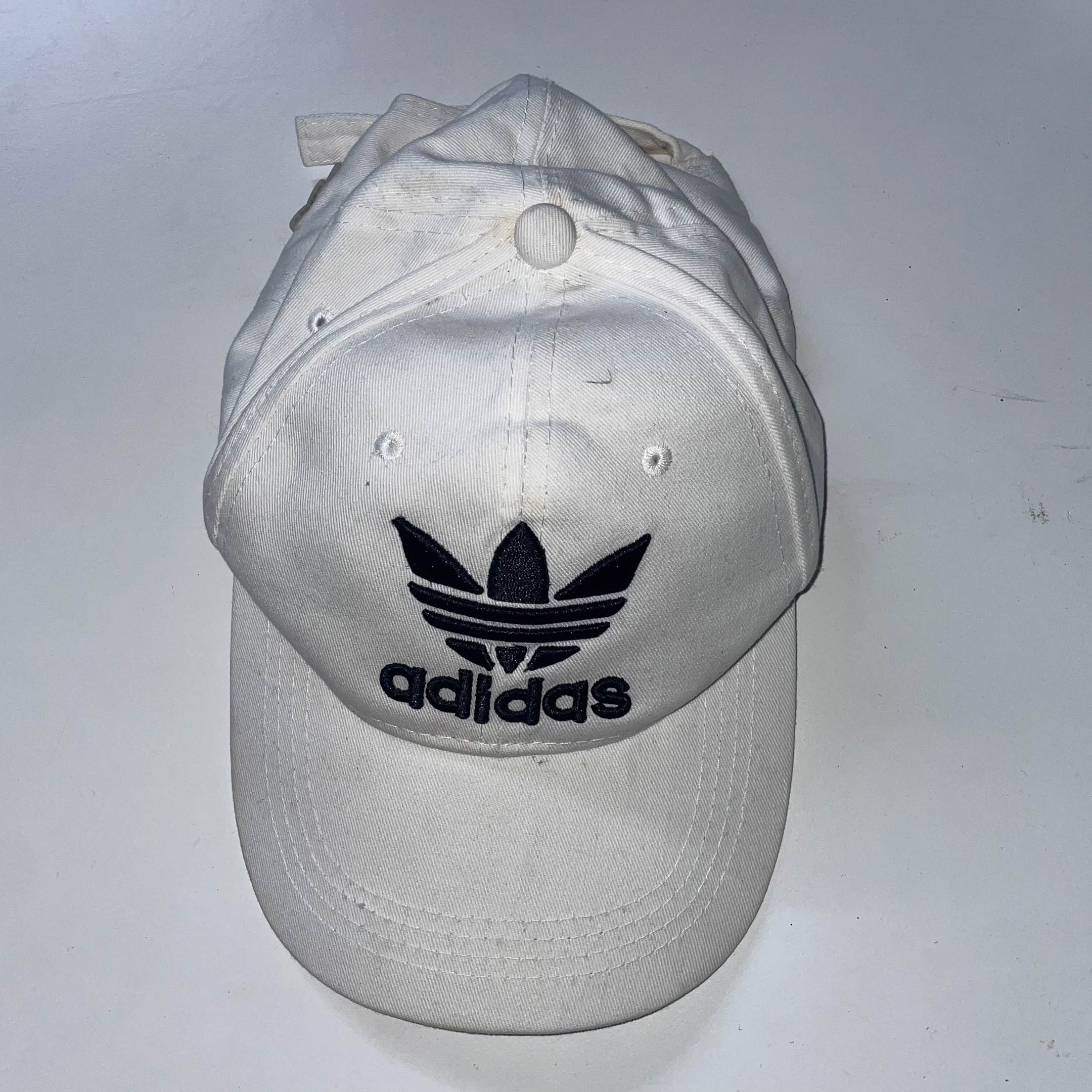 Vintage white adidas 90's strapback cap