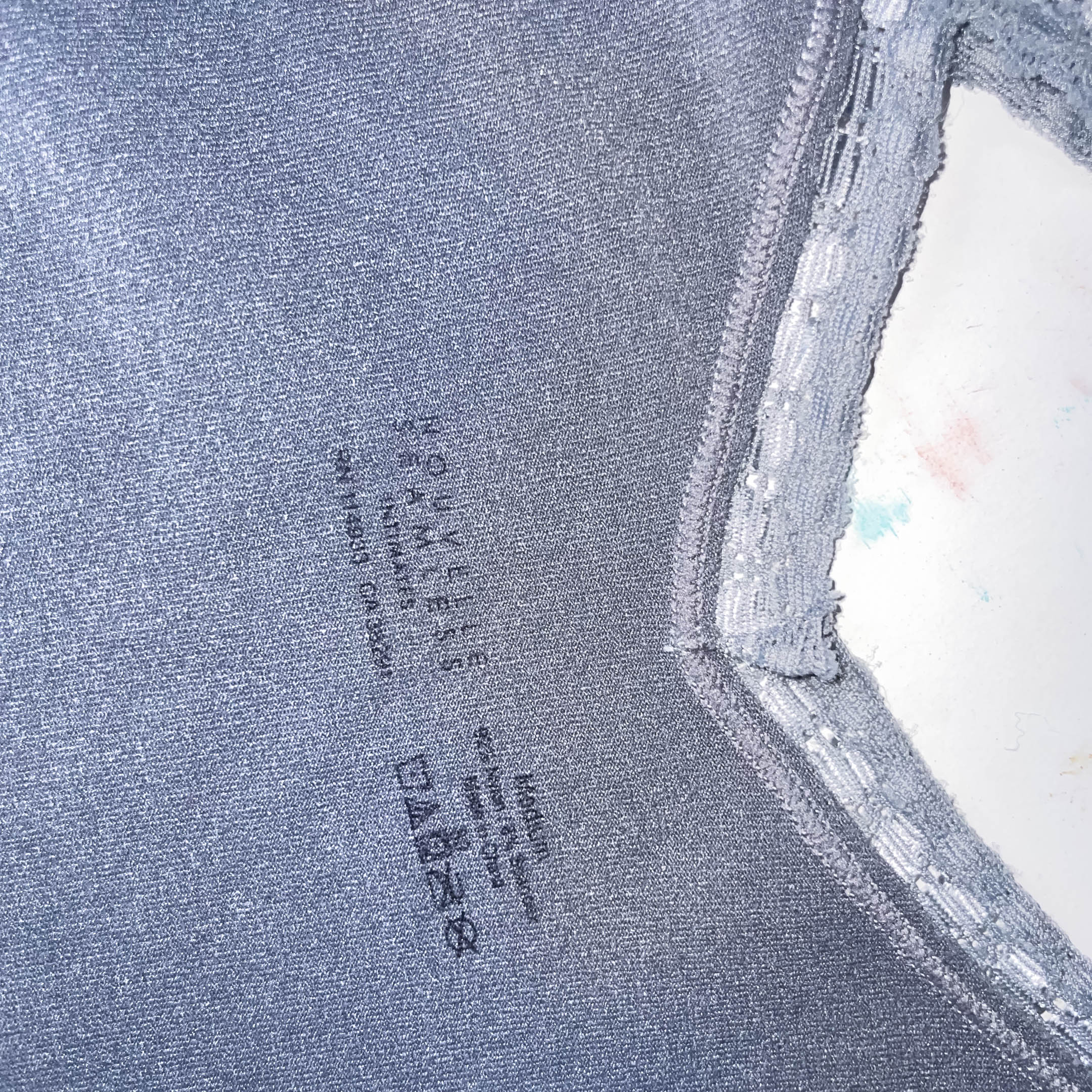 Vintage Nouvelle Seamless lace trim ribbed medium v-neck grey tank top