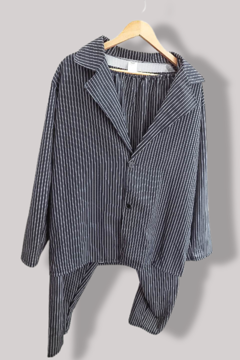 Vintage press fanentic womens satin polyester black stripped medium top and trouser
