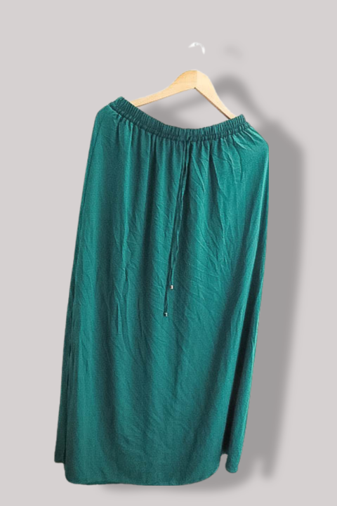 Vintage womens plain green Zara Basic medium skirt