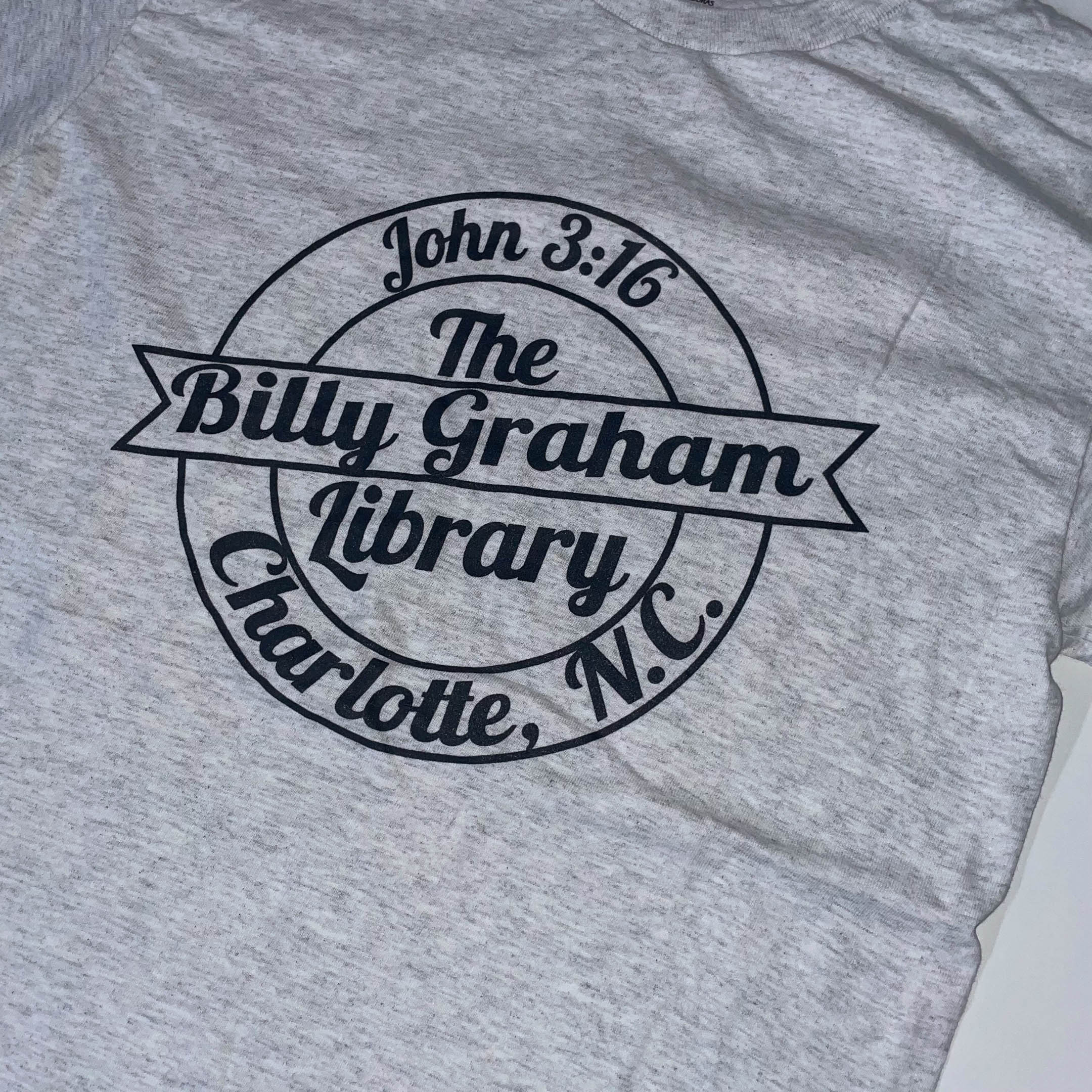 Vintage MV sport The Billy Graham Library graphics mens grey tees in S