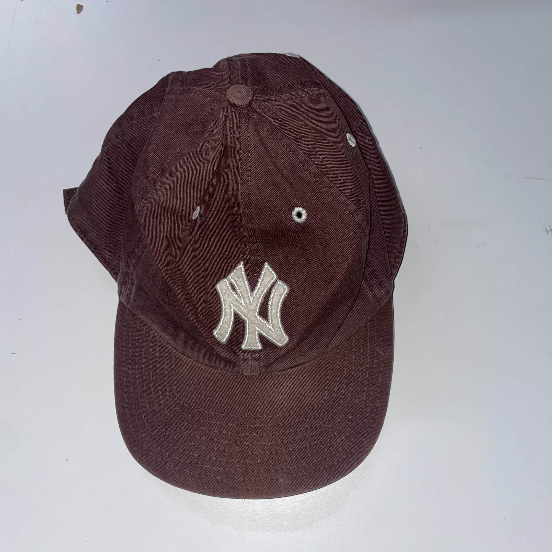 Vintage brown New York Yankees 1903 baseball cap