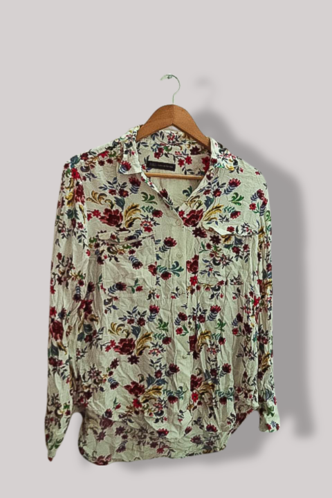Vintage womens Mark & Spencer cream floral pattern medium long sleeve shirt