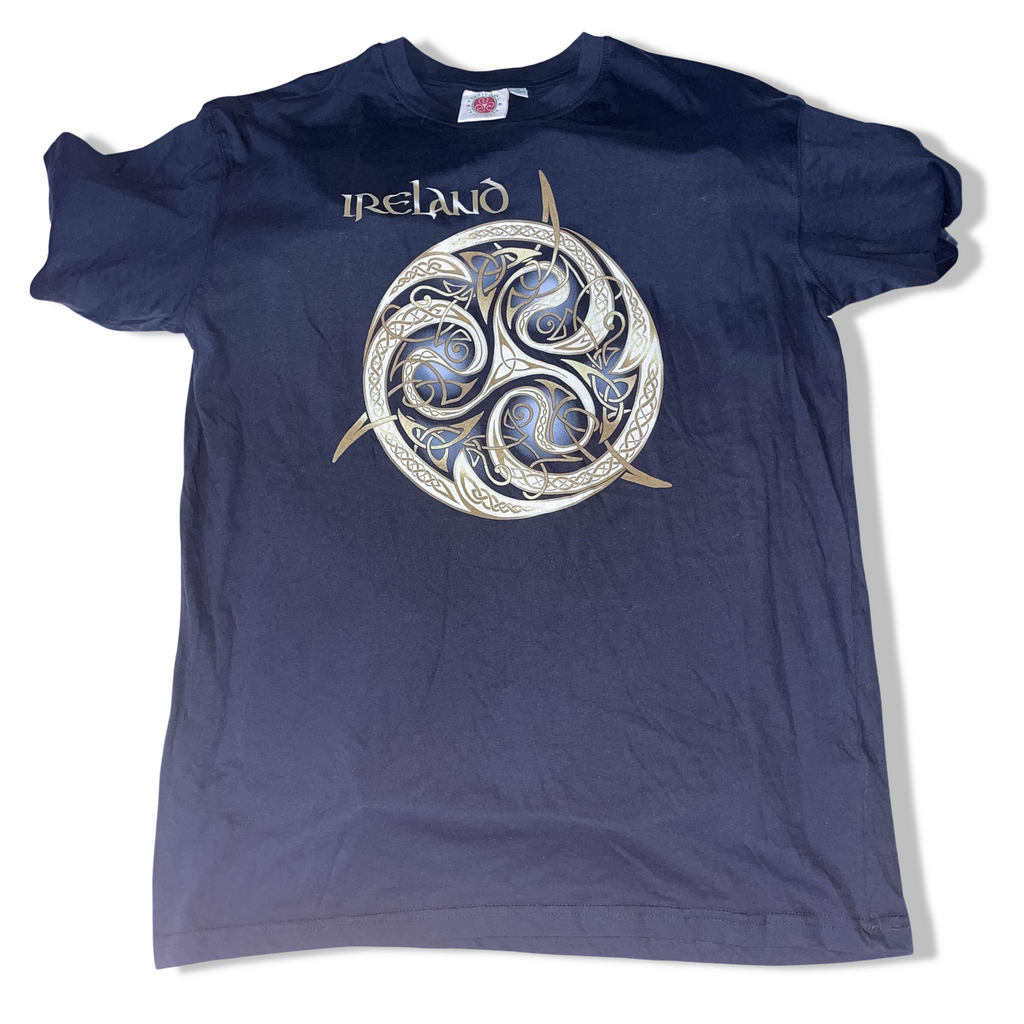 Vintage black Traditional Craft Men's ireland graphics large tees