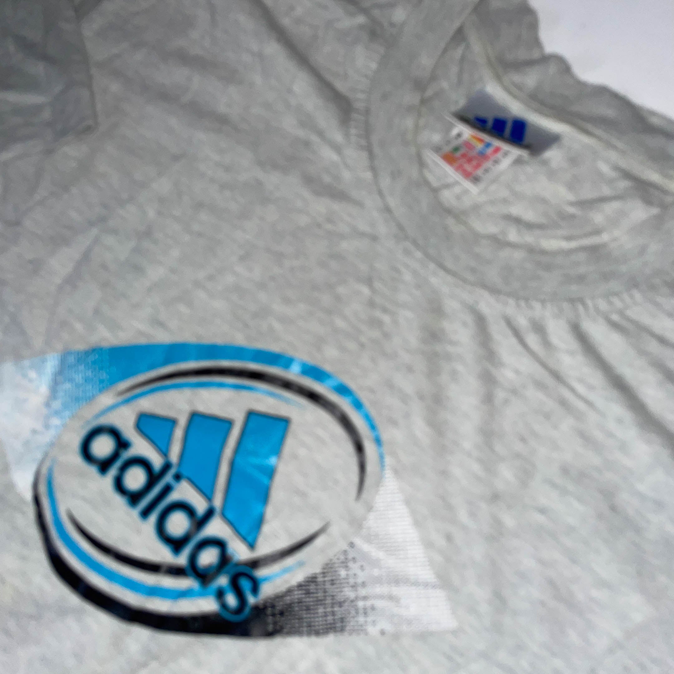 Vintage Grey Adidas Graphics mens medium short sleeve tees
