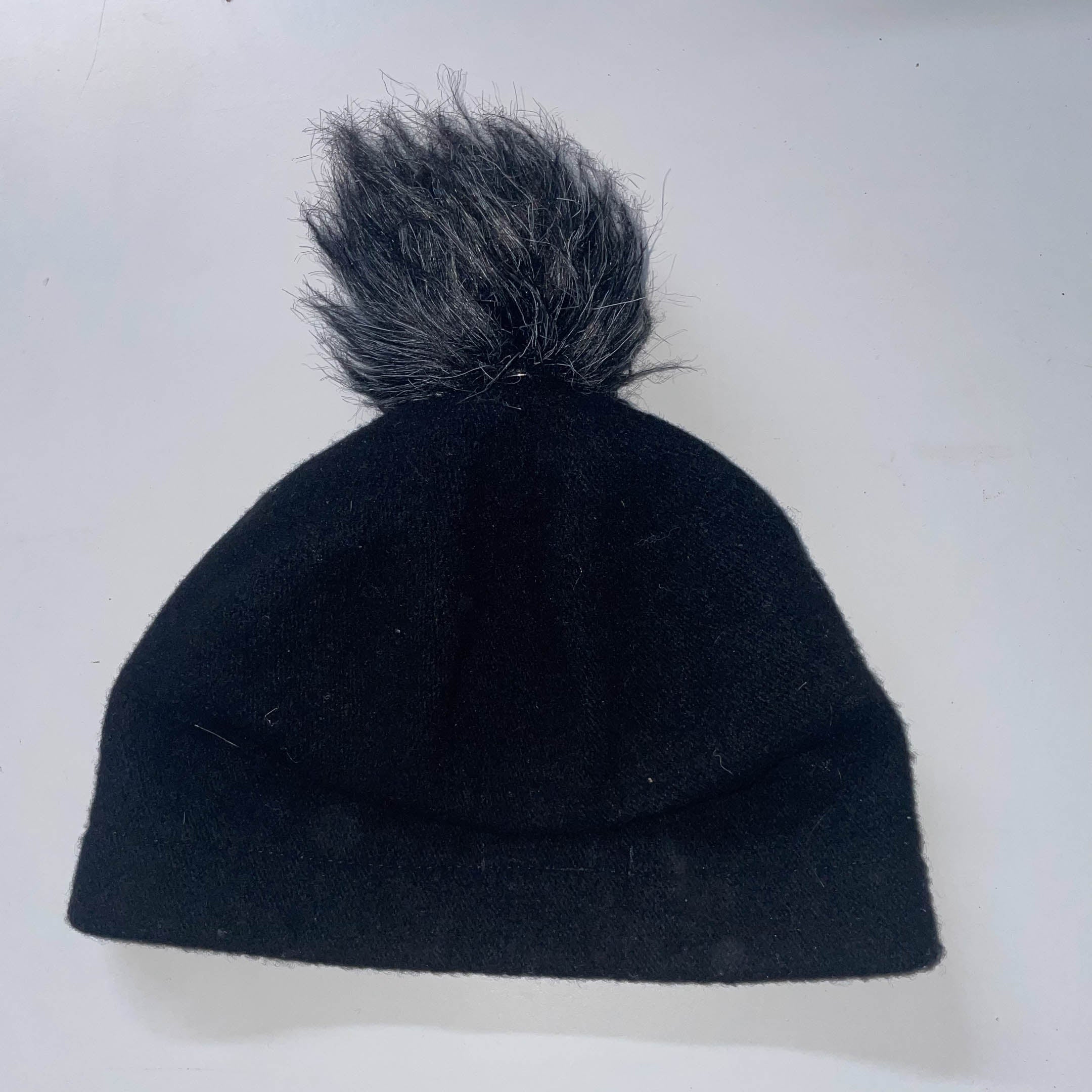 Vintage Seeberger black beanie hat