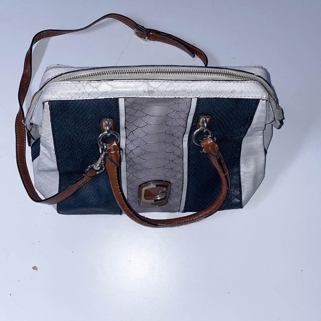 Vintage White Guess Snakeskin handbag
