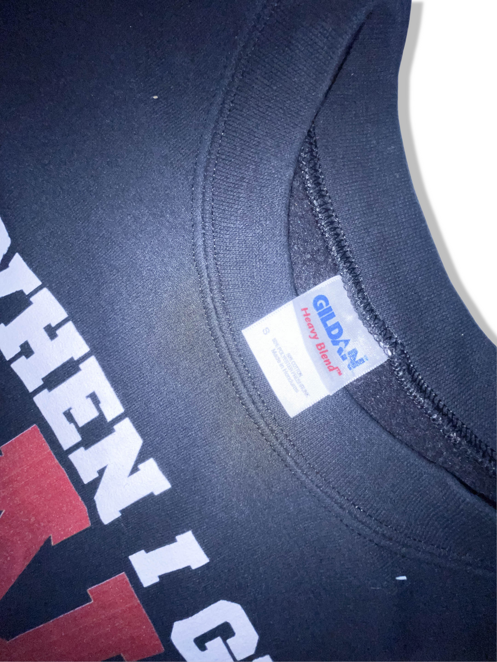 Vintage Gildan heavy blend graphics black large sweatshirt