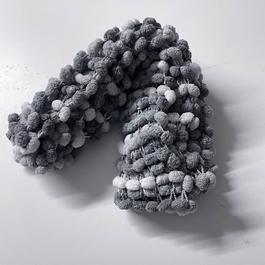 Vintage grey crochetted scarf