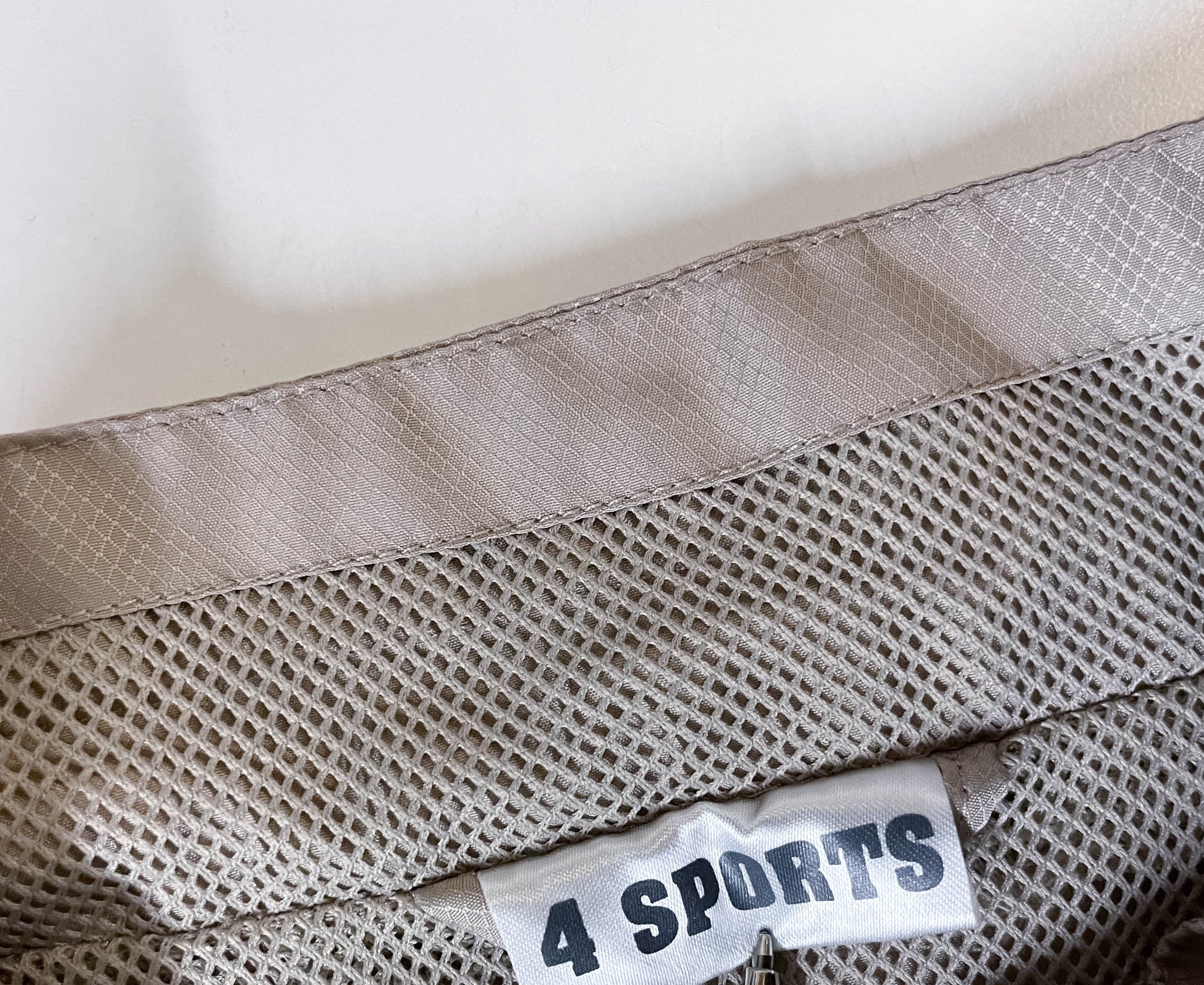 Vintage 4 Sports Cream Windbreaker Full Zip Track Top in XL