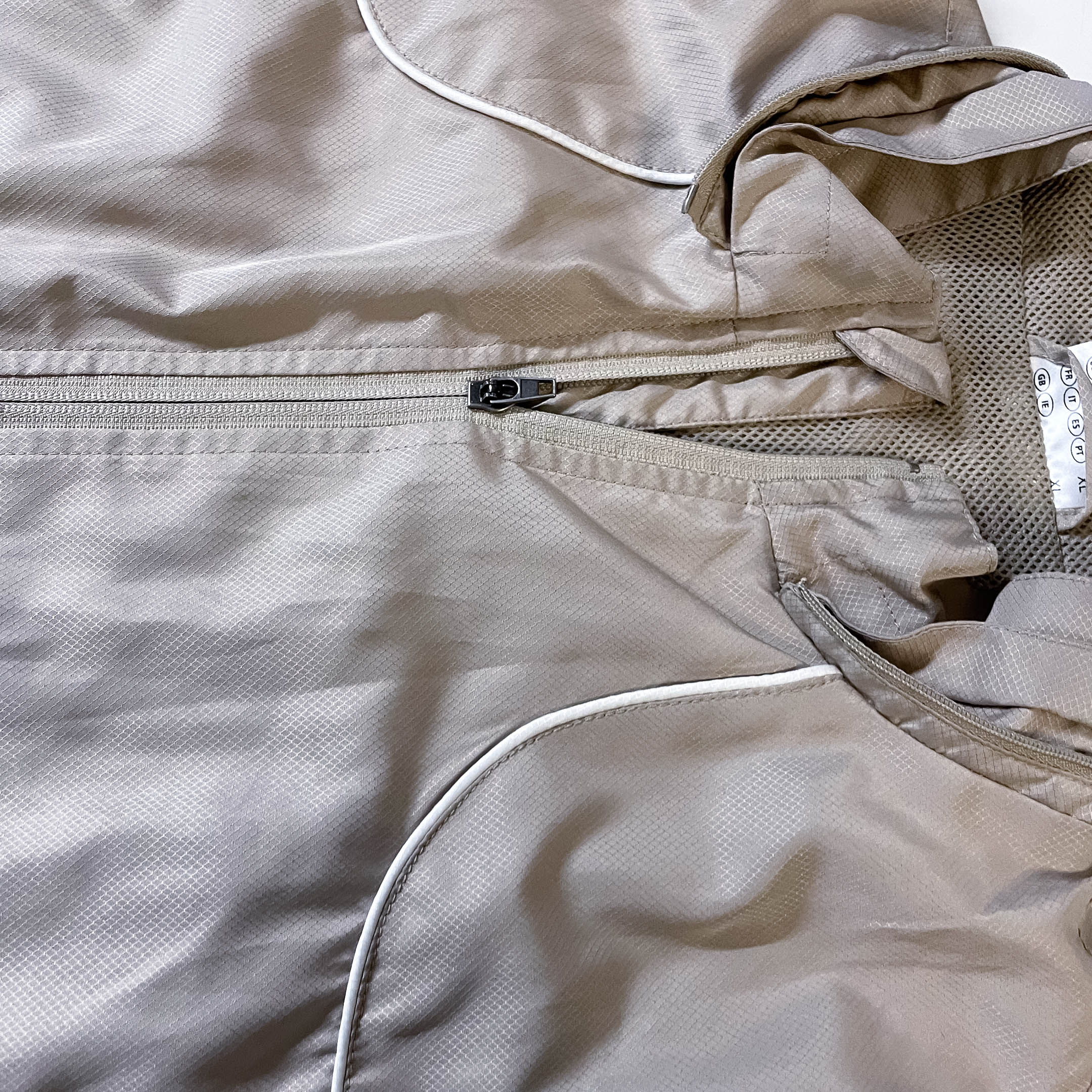 Vintage 4 Sports Cream Windbreaker Full Zip Track Top in XL