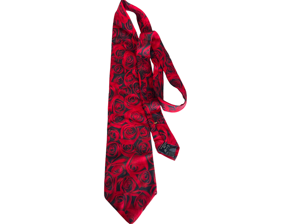 Vintage red rose print Robert Charles men's silk seida tie| SKU 4363