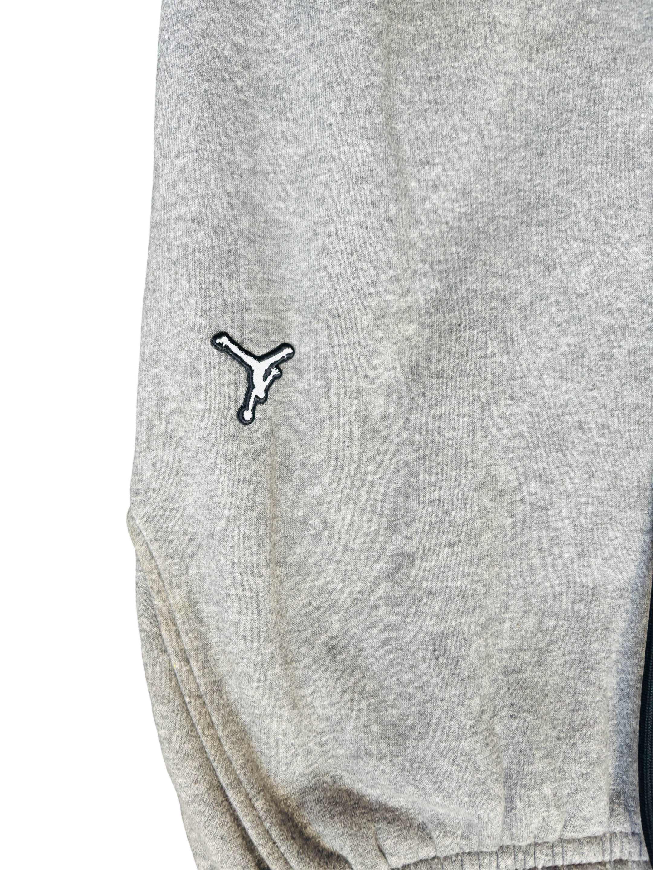  Cliche Vintage| Vintage grey embroidered jordan women's Large  track pant 