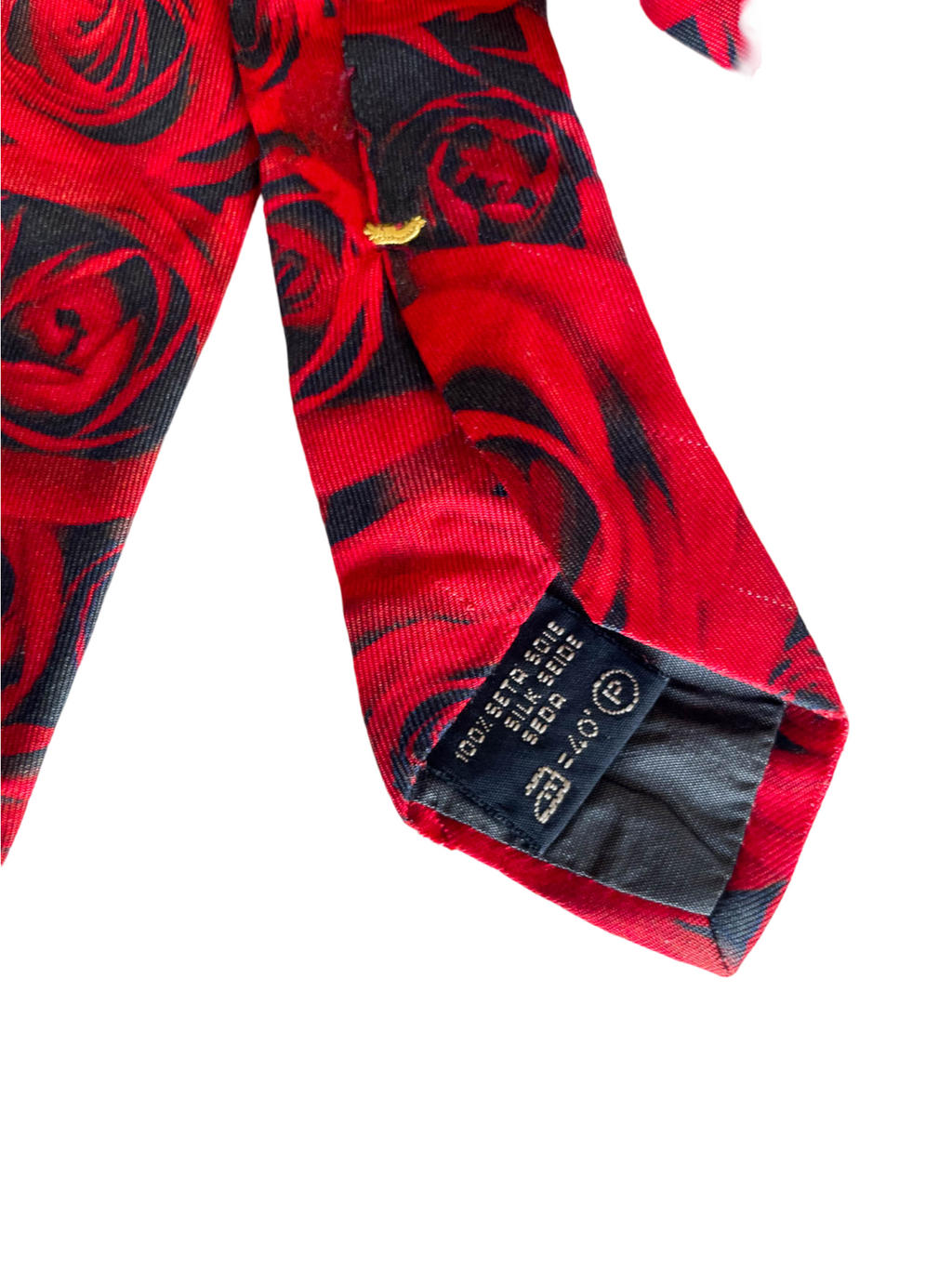 Vintage red rose print Robert Charles men's silk seida tie| SKU 4363