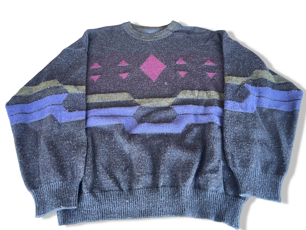 Vintage grey Aztec geometric crew neck sweater in M/L| L27 W25| SKU 4369