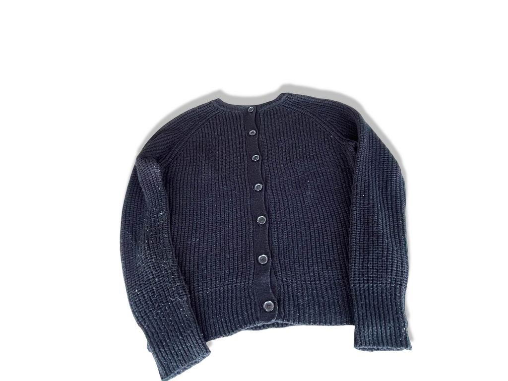 Vintage women's black Zara Knit buttoned cardigan in L| L24 W18| SKU 4374