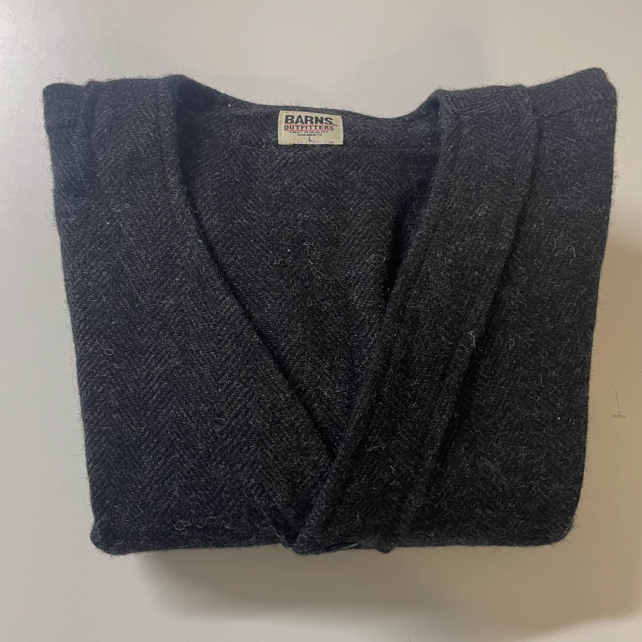 Vintage Barns Outfitter women's woolen v-neck large button up grey jacket |3761