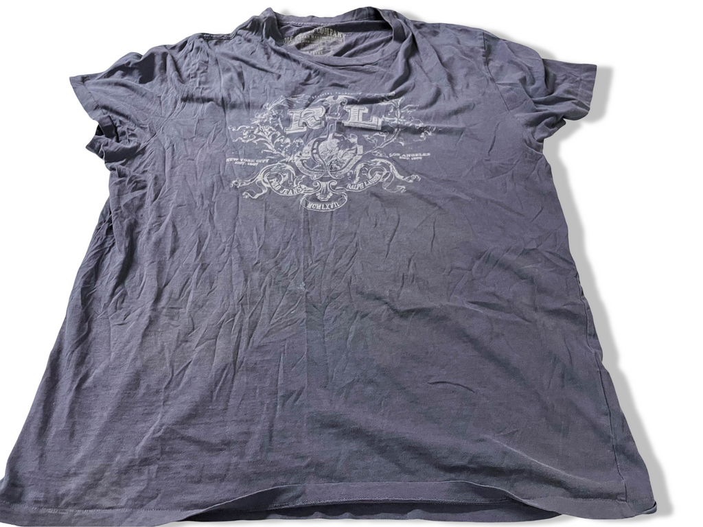 Vintage Men's Ralph Lauren graphics grey short sleeve tees in L|L31 W21| SKU 4110