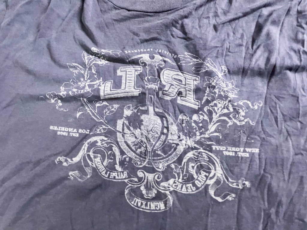 Vintage Men's Ralph Lauren graphics grey short sleeve tees in L|L31 W21| SKU 4110