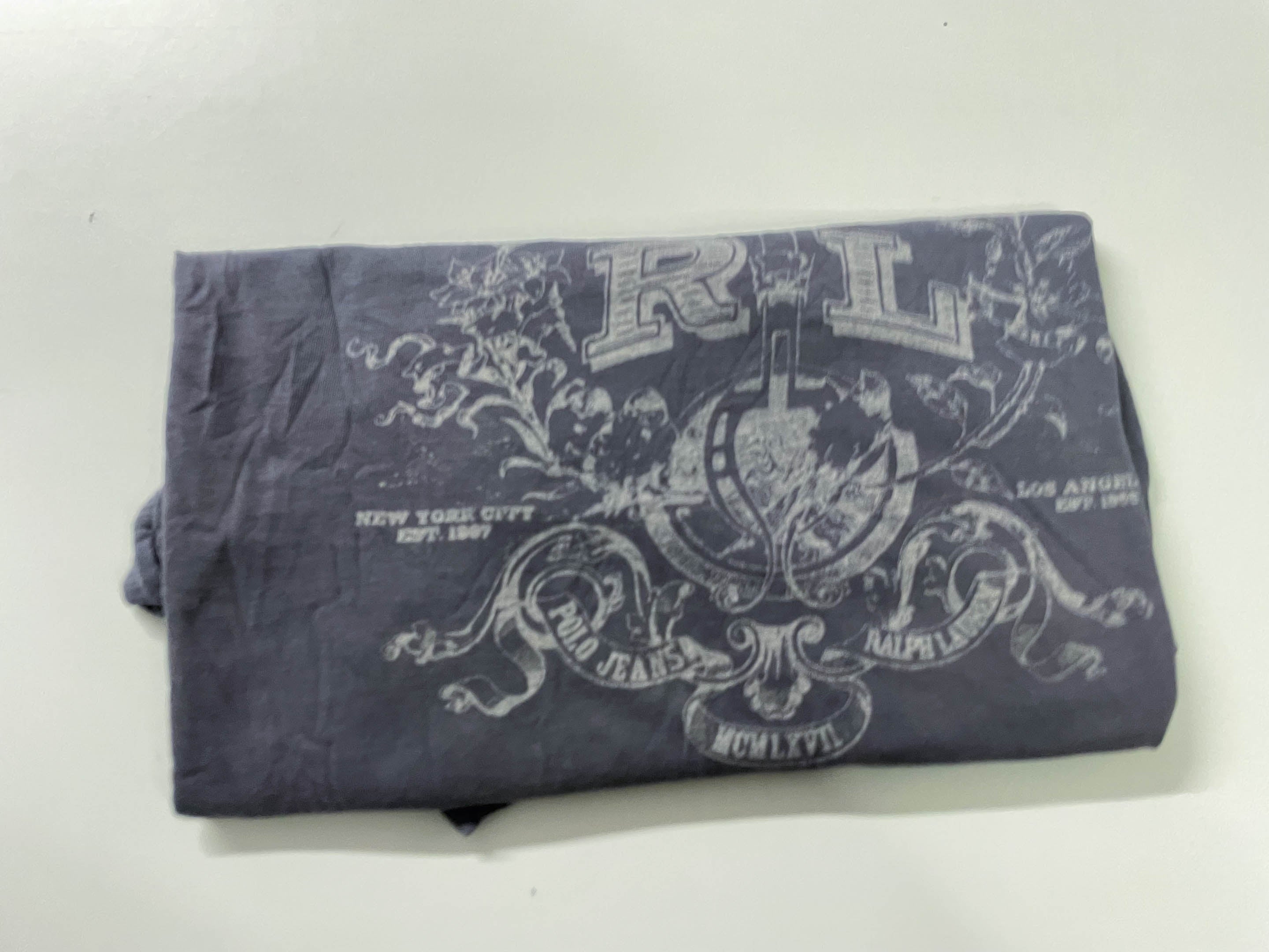 Vintage Men's Ralph Lauren graphics grey short sleeve tees in L|L31 W21| SKU 4110