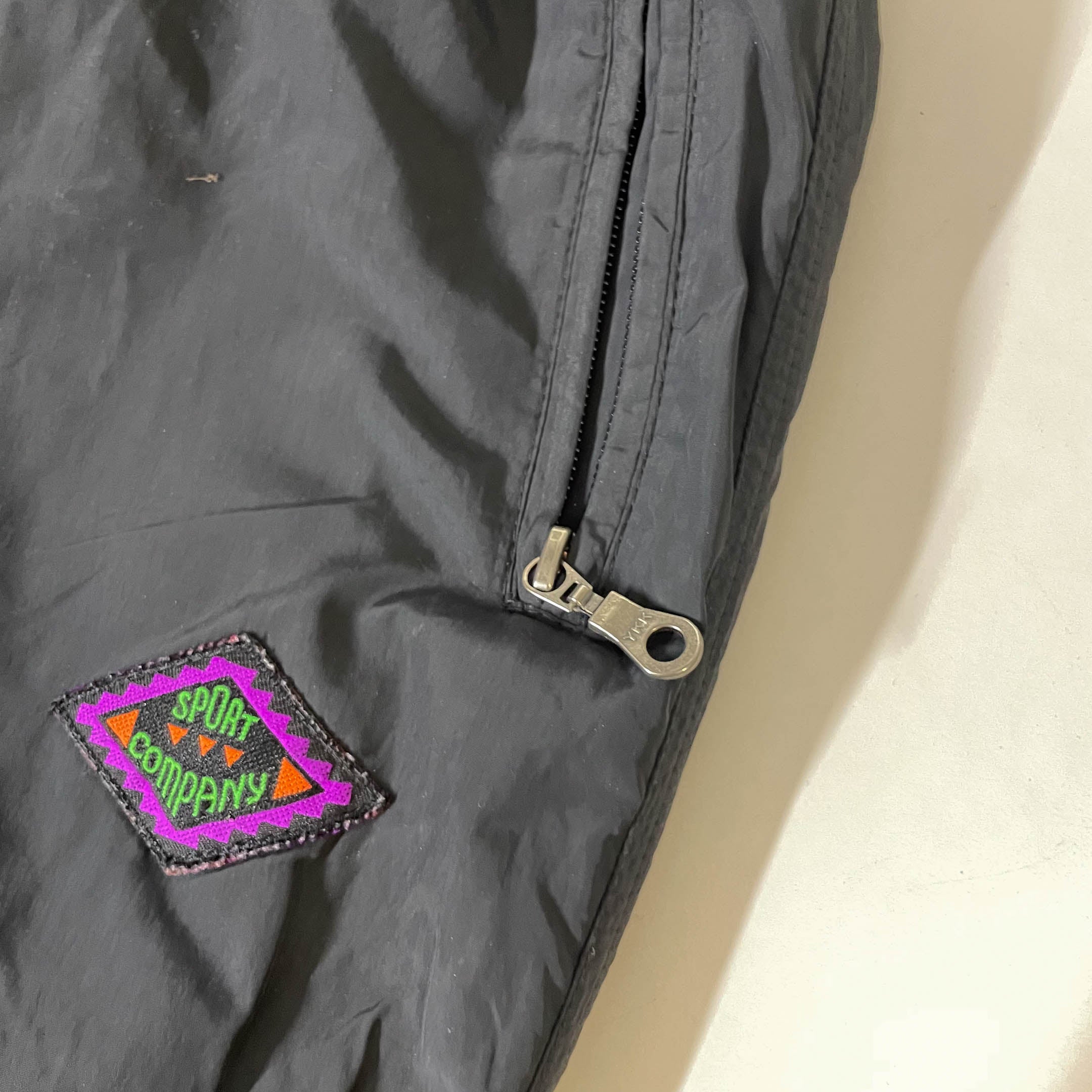 Vintage Maier sport company black shell sweat pant in 38|L28 W26| SKU 3774