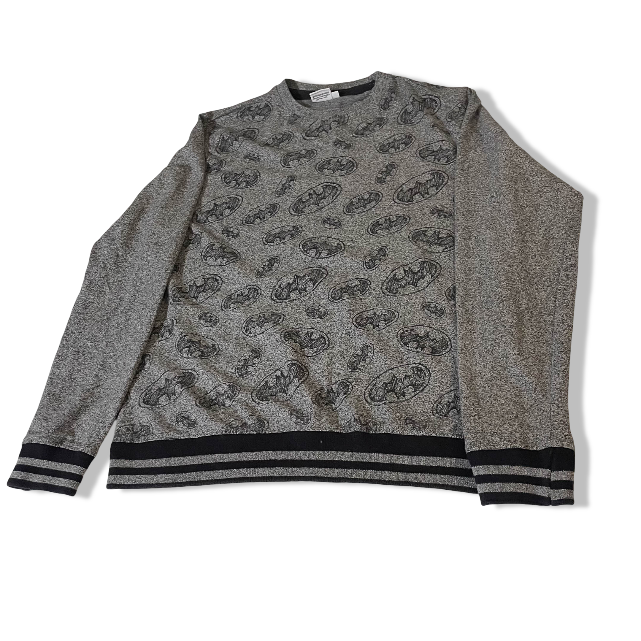 Vintage Men's grey Batman logo pattern large sweatshirt| L27 W21| SKU 3779<br>
