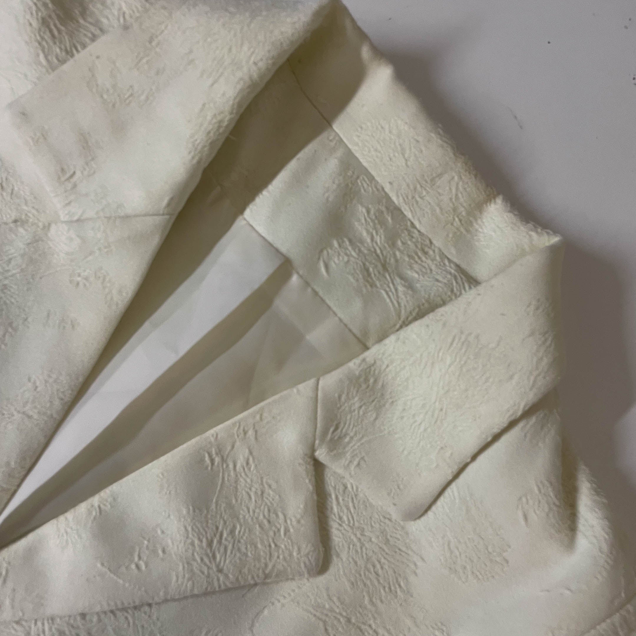 Vintage Women's white coat in S/M| L35 W20| SKU 3797