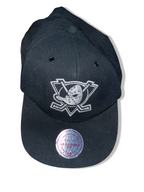 Vintage Mighty Duck crest Mitchell & Ness black baseball cap| SKU 4937