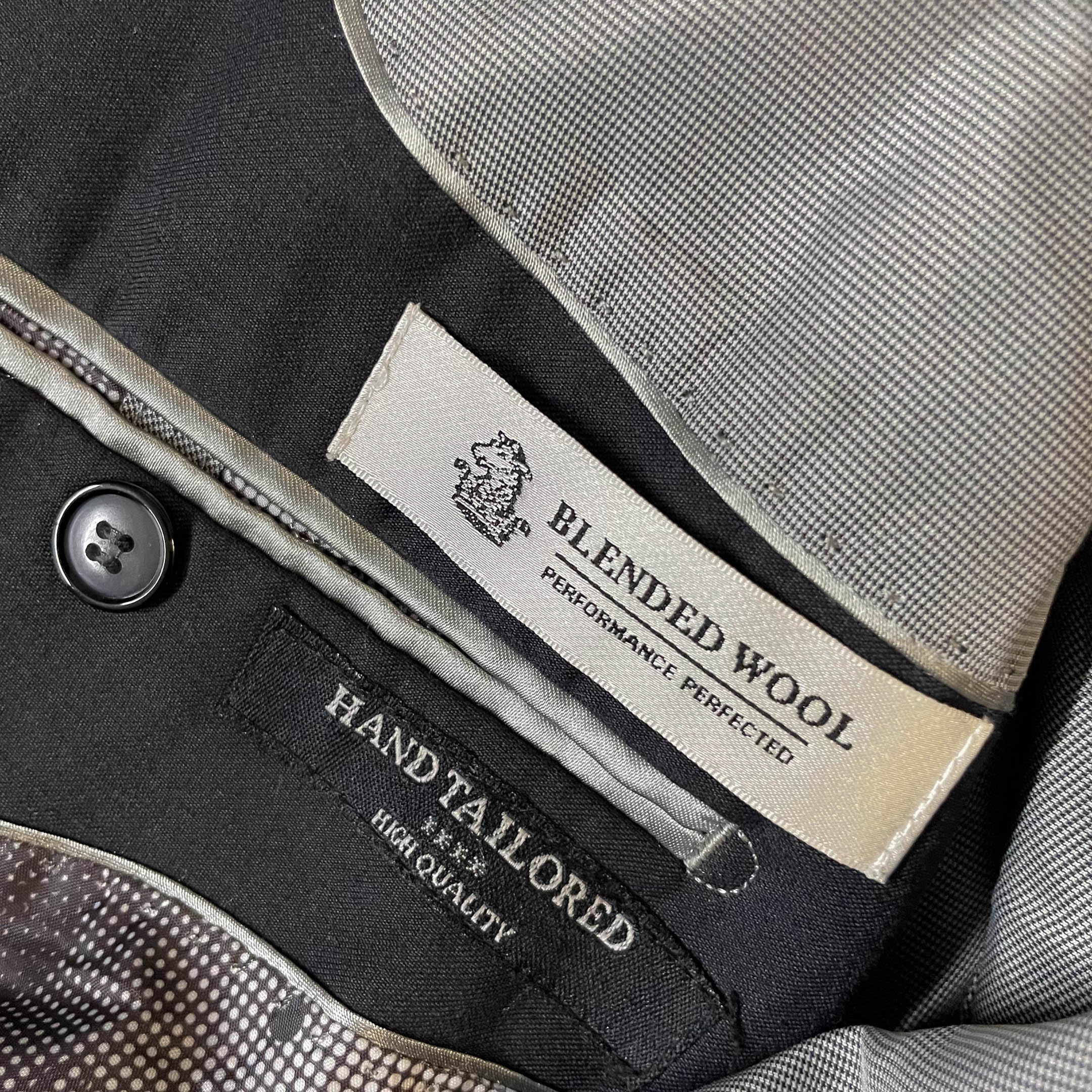 Vintage Men's Dorian Black Tailored fit black blazers in M| L 32 W 20| SKU 3802