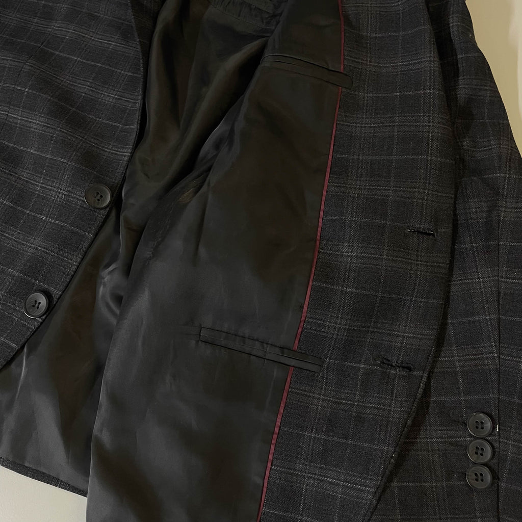 Vintage Men's Checkered grey 3 piece slim fit suit in L |SKU 3827