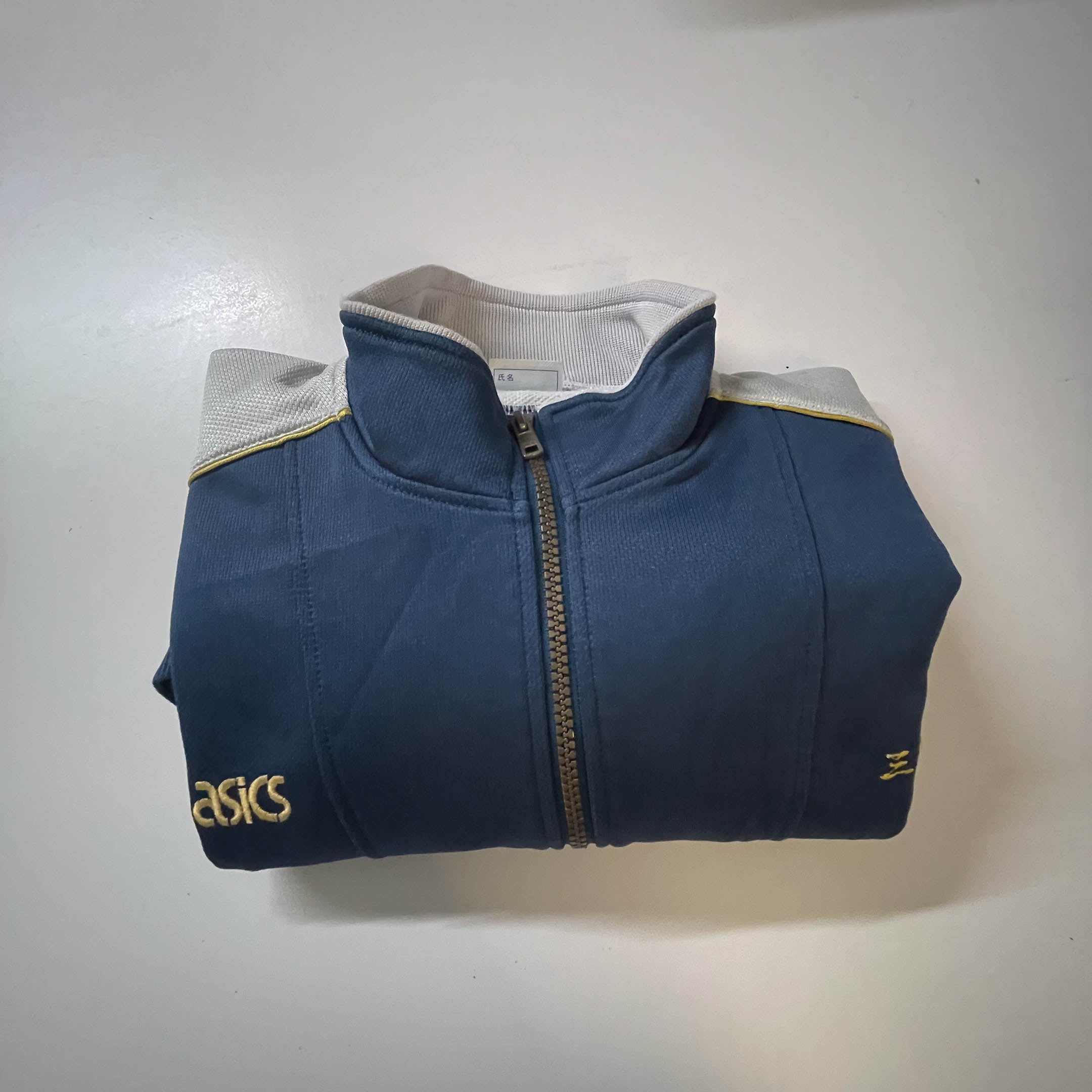 Vintage Asics colorblock blue &amp; cream womens full zip jacket in M|L25W21|SKU3836
