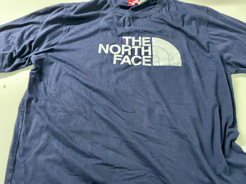 Vintage men's The north face graphics Navy tees in XL|L28 W23| SKU 4122