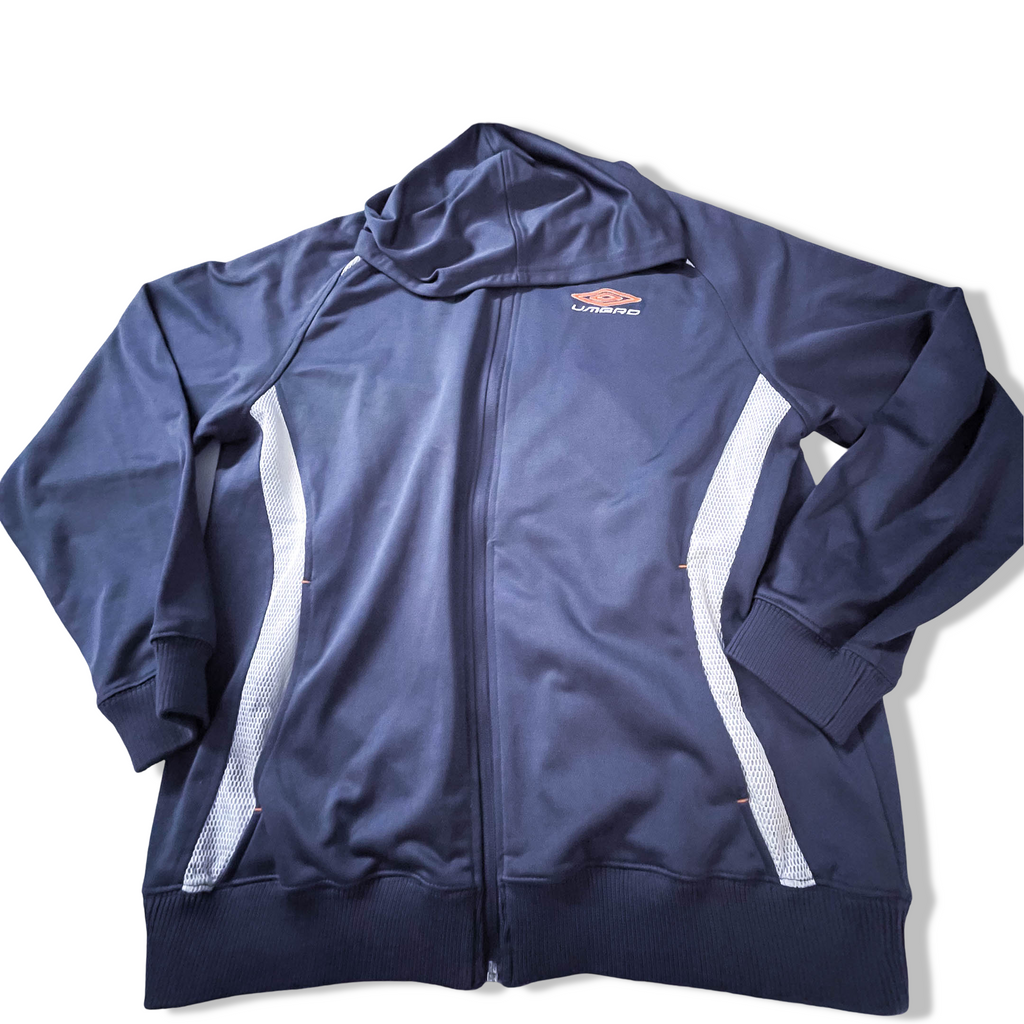 Vintage grey Umbro men's hoodie polyester jacket in L| L 27 W 22|SKU 3861